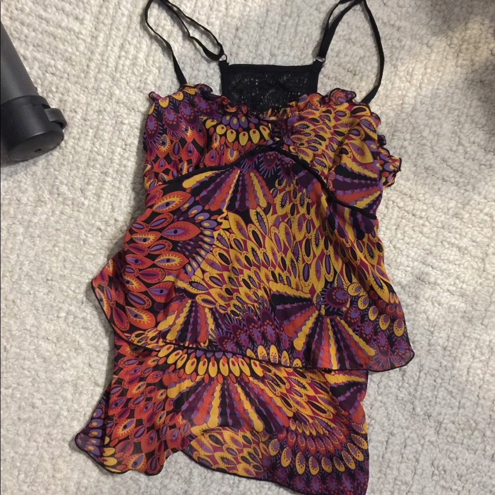 Von Maur top NWT